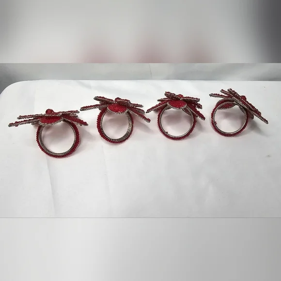 Beautiful Beaded Poinsettia Napkin Rings Holidays Festive - Picture 2 of 6